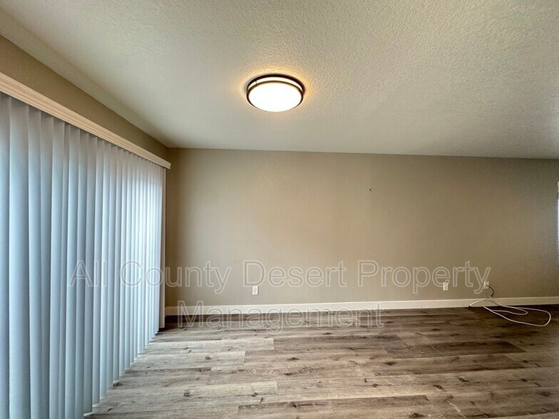 Building Photo - 74621 Shadow Hills Rd