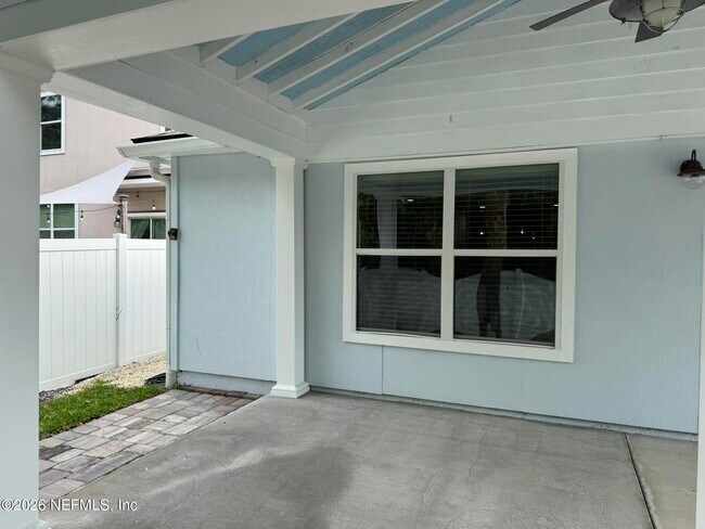Building Photo - 95090 Timberlake Dr