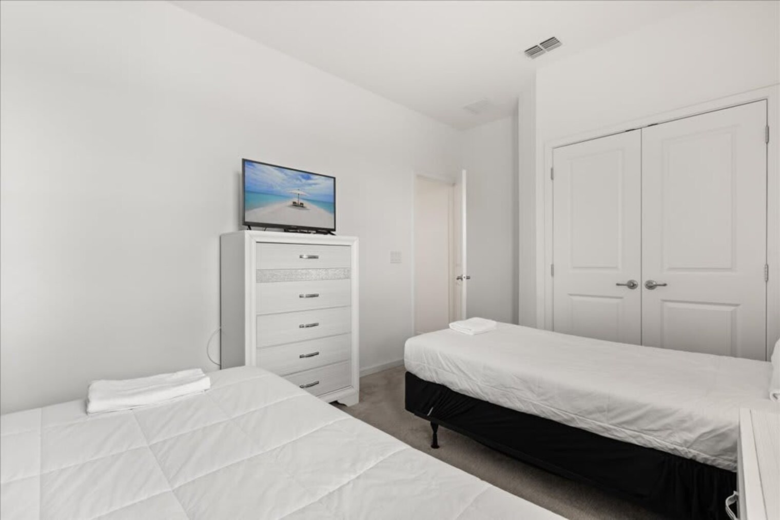 Building Photo - 4486 Monado Dr