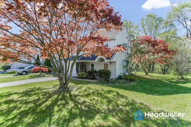 Building Photo - House for Rent in Coatesville