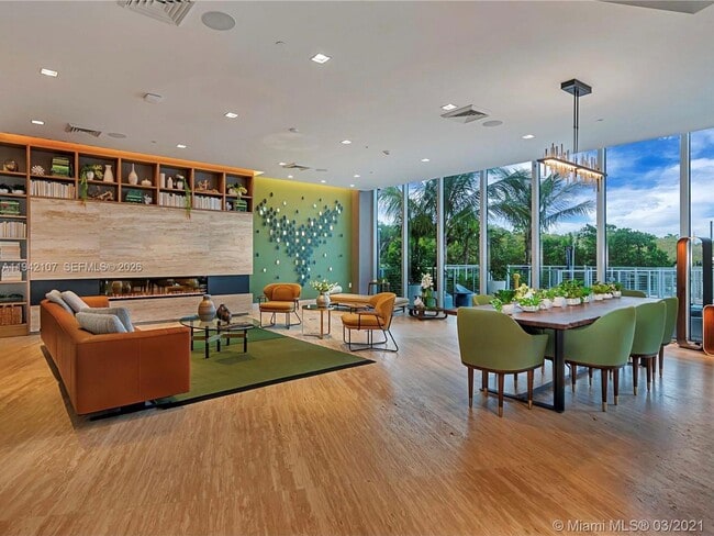 Building Photo - 16385 Biscayne Blvd