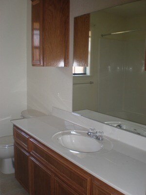 Building Photo - 914 Crymes Ln