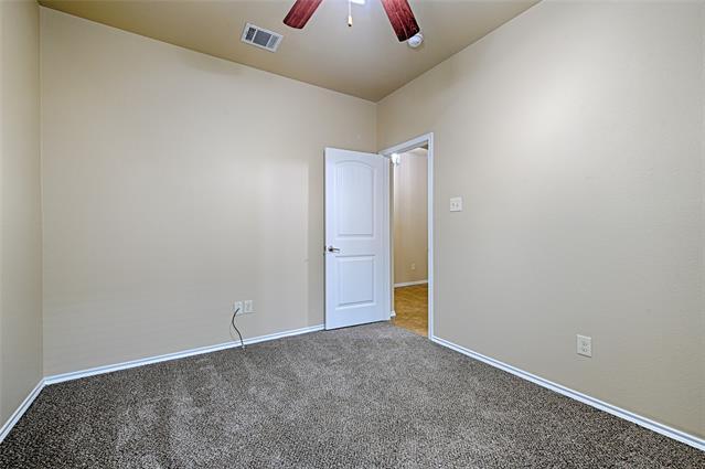 Building Photo - 1213 Lambert Dr