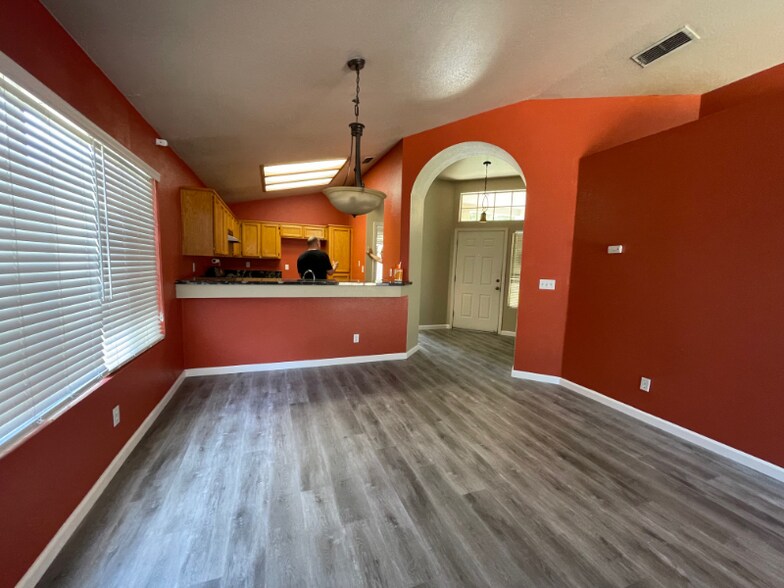 Primary Photo - 3513 Birchdale Way