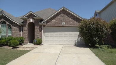 Building Photo - 3015 Acacia Fair Ln
