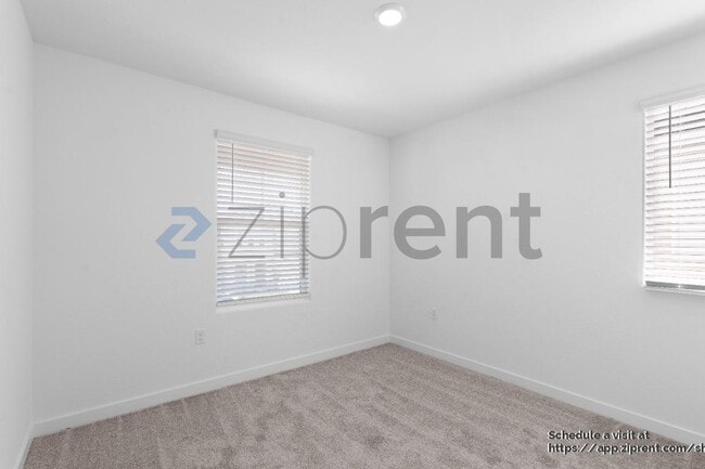 Building Photo - 10374 Bayson Wy