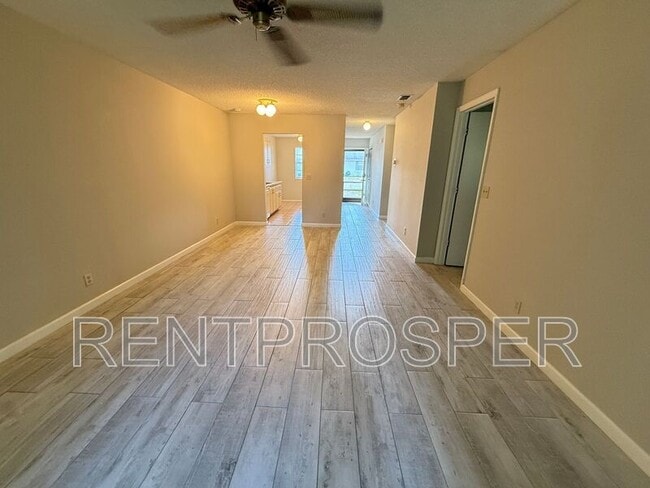 Building Photo - 4713 Meade Ln