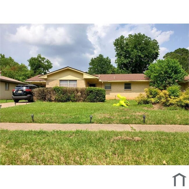 Primary Photo - 5919 W Canal Blvd