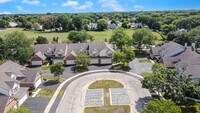 Building Photo - 2316 Highland Ct