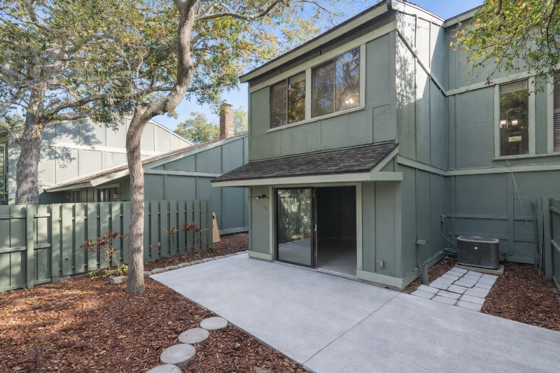 Building Photo - 150 Pine Cone Trail