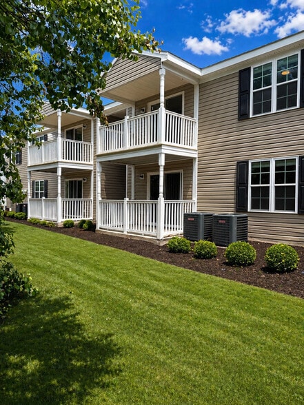 Building Photo - Preston Oaks