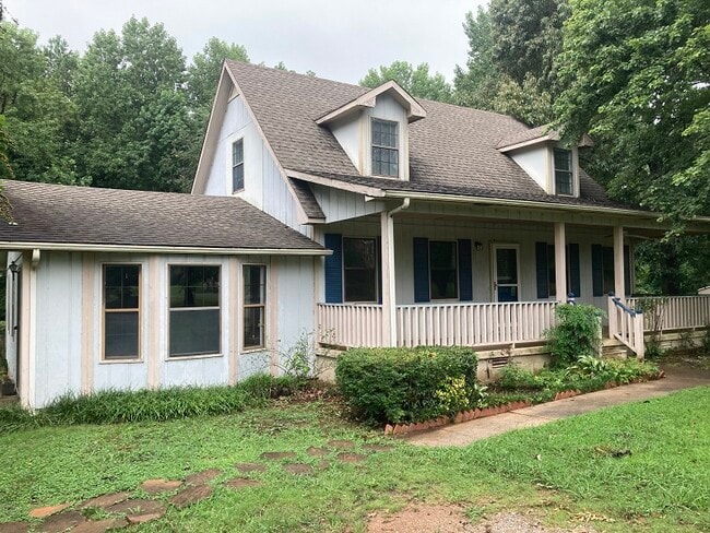 Building Photo - 352 Sam Thomas Rd