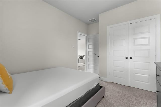 Building Photo - 711 Prairie Falcon Dr