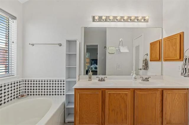 Building Photo - 1028 Ridgecrest Dr