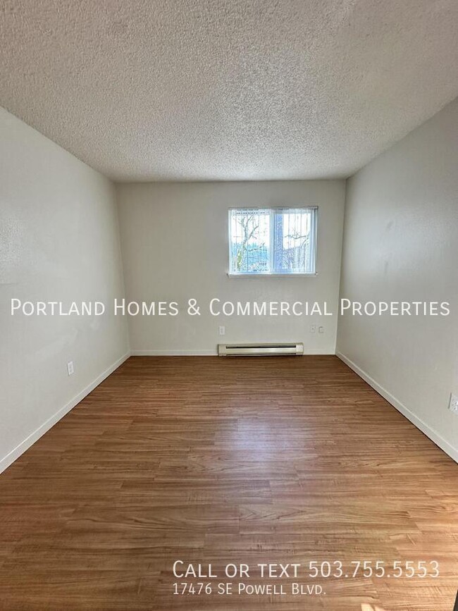 Building Photo - 3 - Bedroom Apartment, Upstairs, Near Tran...