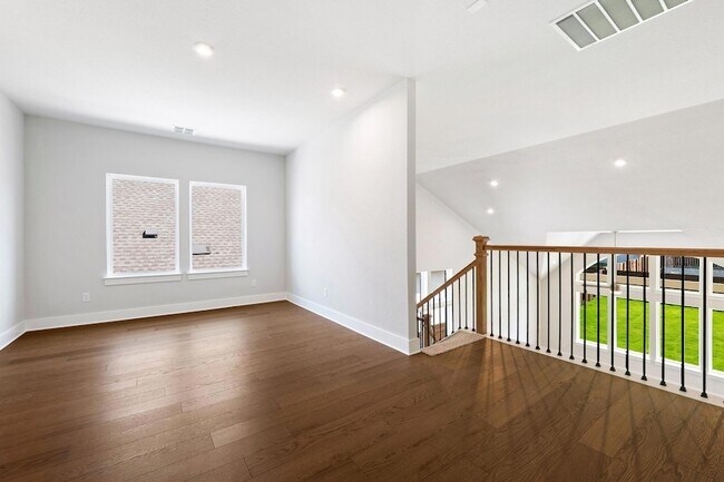 Building Photo - 8208 Bouvreuil Dr