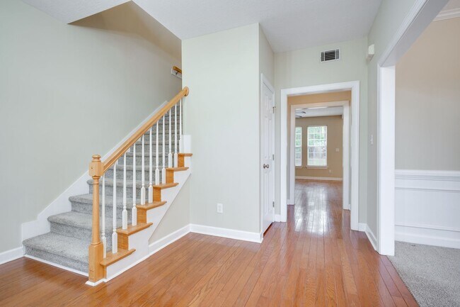 Building Photo - 434 Keeling Ln