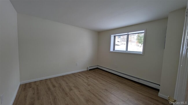 Building Photo - 2 Mountain Ave