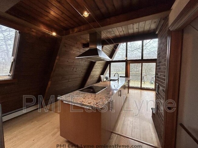 Building Photo - 270 Lambtown Rd