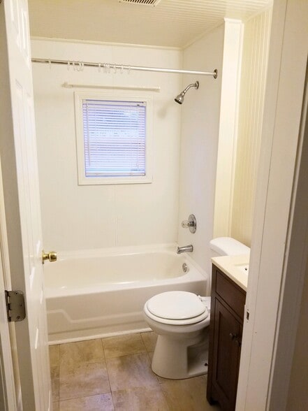 Bathroom - 630 West Ave