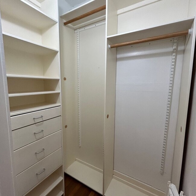 Building Photo - Large 5 bed house in the hart of West Campus.