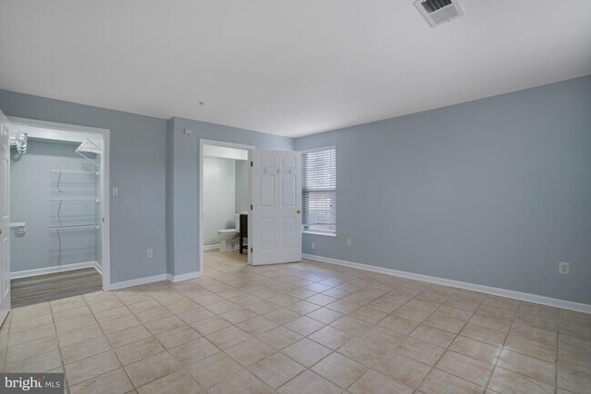 Building Photo - 7518 Snowpea Ct