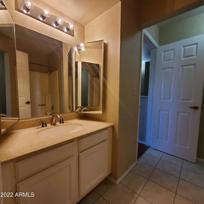 Building Photo - 1645 W Baseline Rd