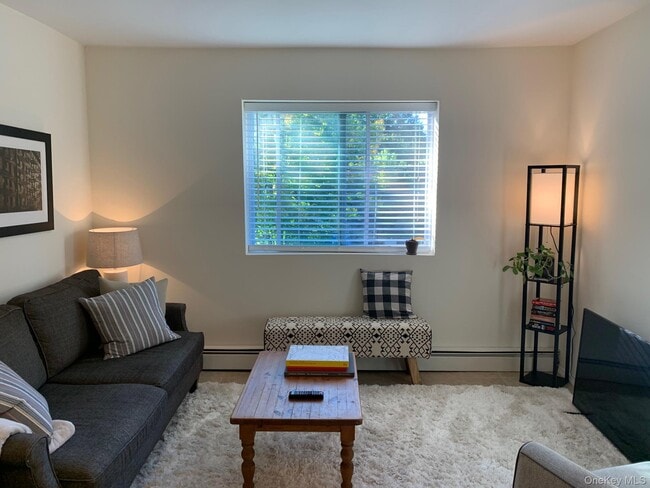 Building Photo - 23 Pearl St