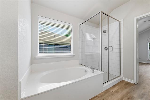 Building Photo - 1720 Avonlea Dr