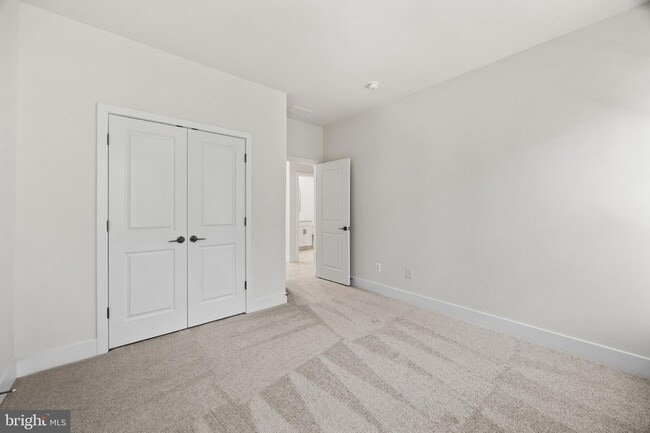 Building Photo - 104 Alabaster Ln