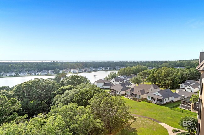 Building Photo - 18269 Colony Dr Dr