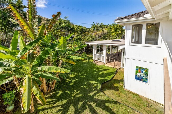 Building Photo - Fully Furnished Home in the Heart of Lanikai