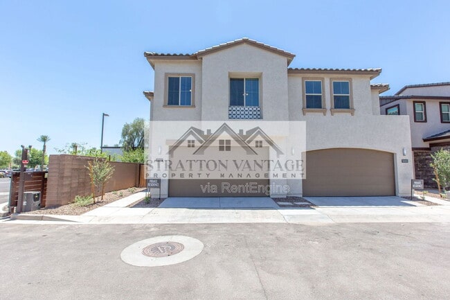 Building Photo - 1051 W. Diamondback Dr.