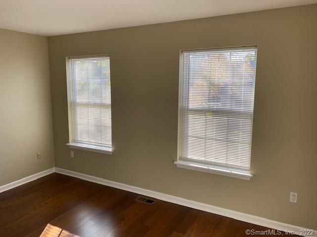 Building Photo - 37 Kendall Green Dr