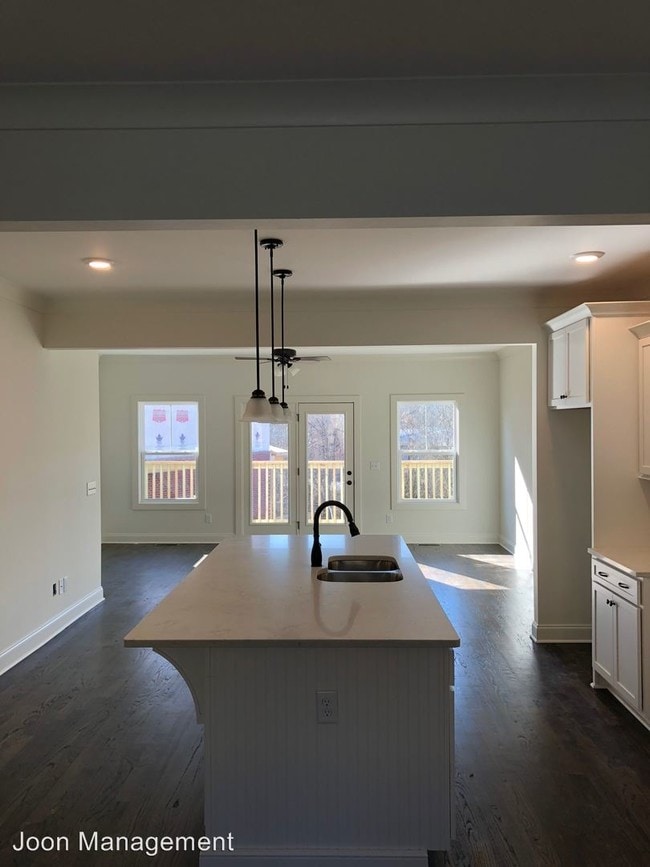 8104 Lenox Creekside Dr 8104 Lenox Creekside Dr Antioch TN 37013