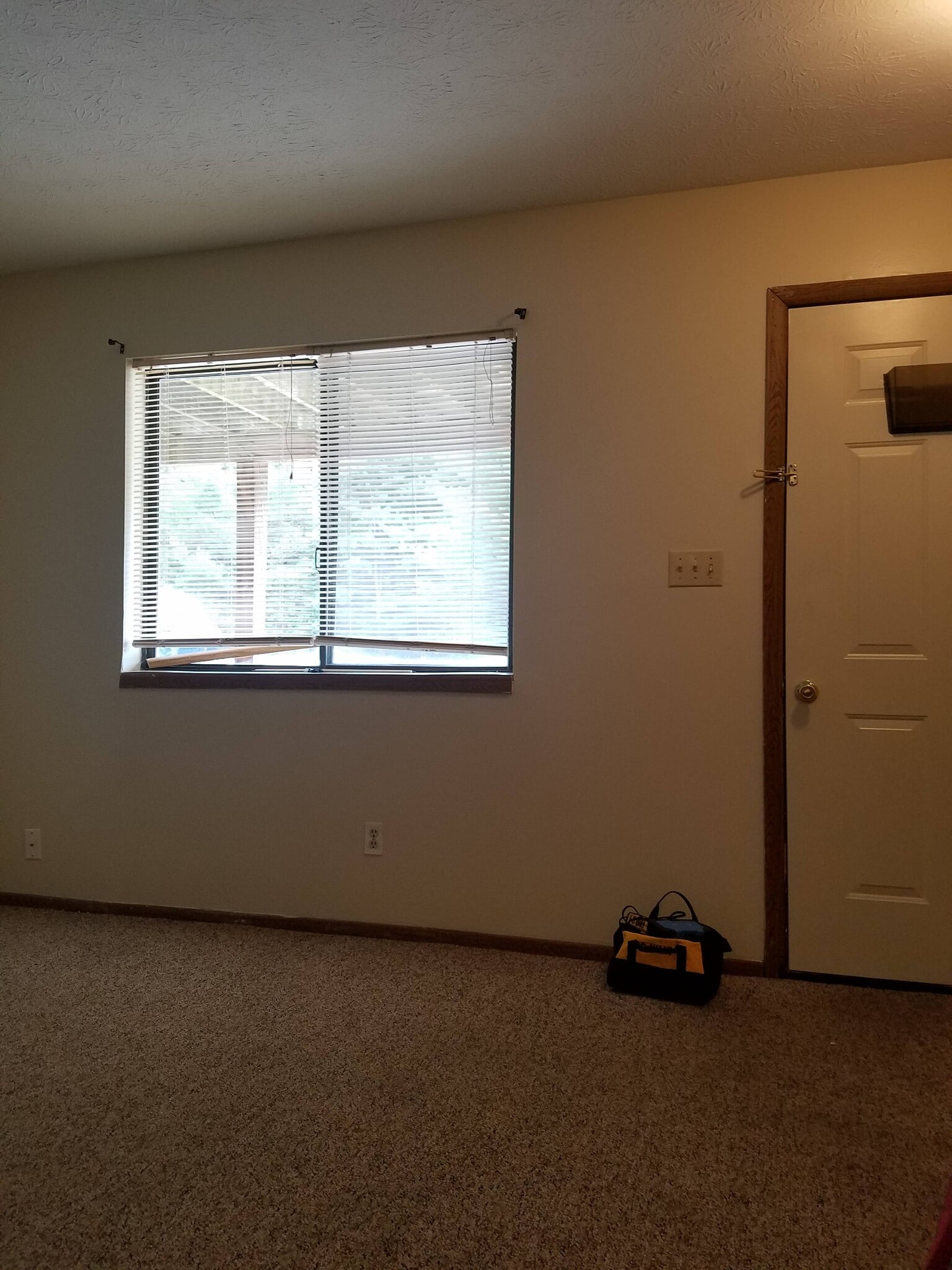 Building Photo - 6322 Ohio St