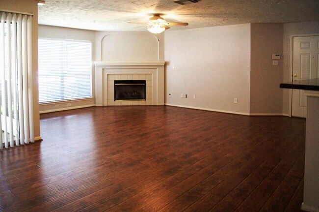 Primary Photo - 8051 Bay Branch Dr