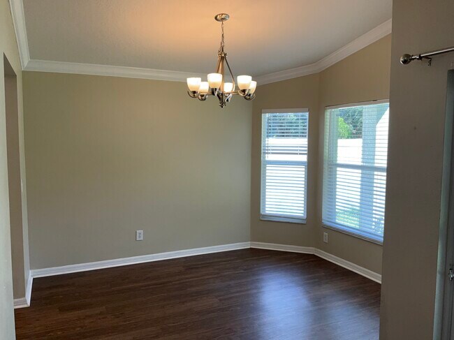 Building Photo - 27512 Sky Lake Cir