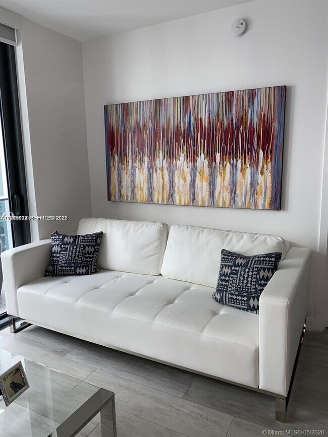 Building Photo - 55 SW 9th St