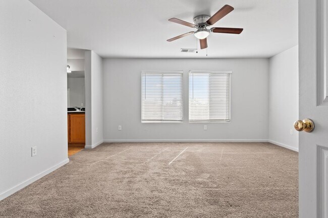 Building Photo - 11311 San Miniato Ave