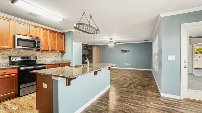 Building Photo - 3214 Caitlin St