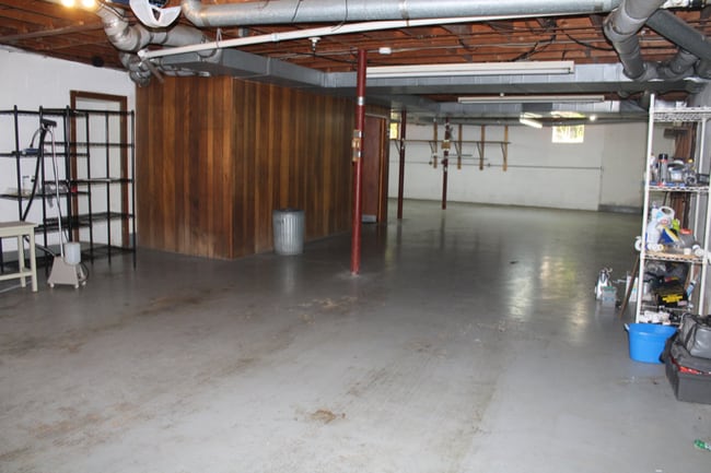 Building Photo - 611 E Mountcastle Dr