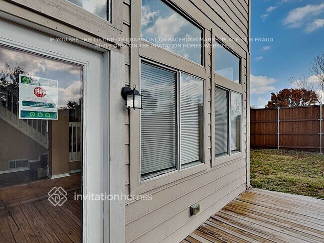 Building Photo - 3823 Branch Hollow Cir