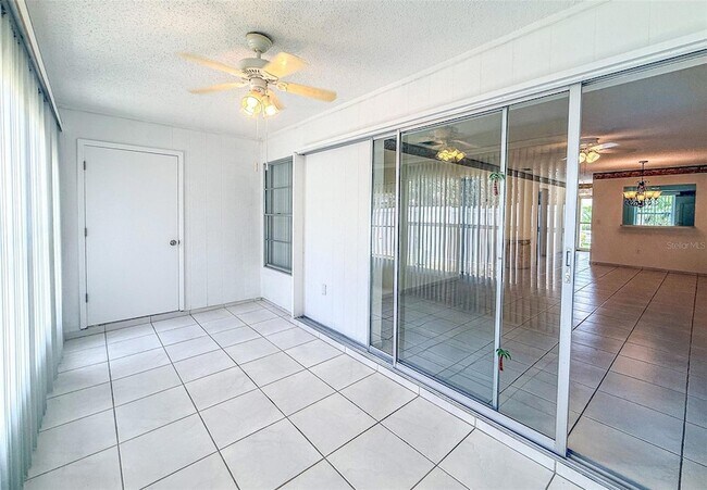 Building Photo - 2604 Woodgate Ln