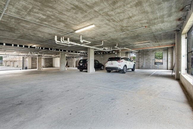 Building Photo - 770 N Plano Rd
