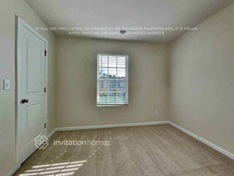 Building Photo - 7208 Olive Coast St