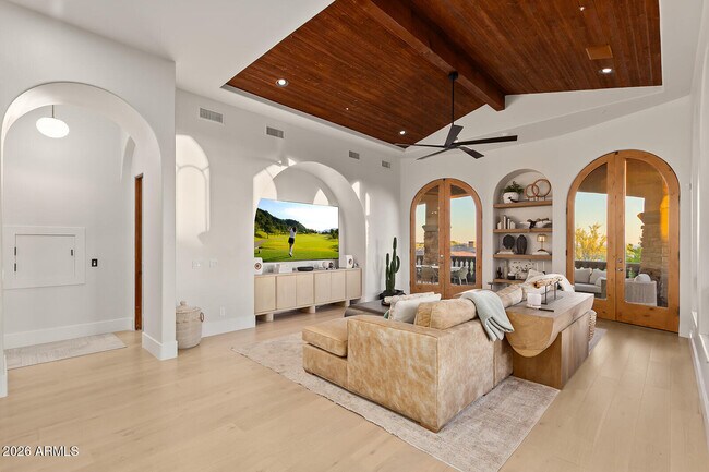 Building Photo - 11861 E Desert Trail Rd