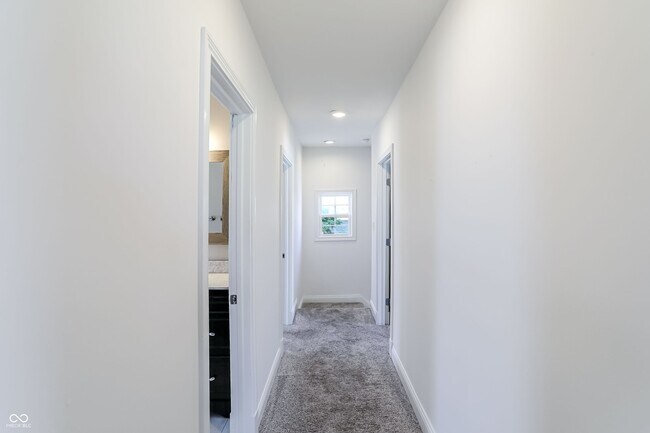 Building Photo - 1306 S East St