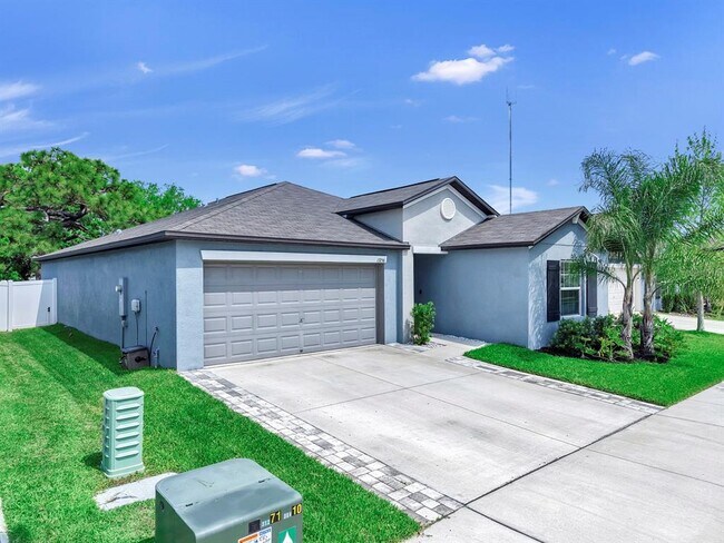 Building Photo - 13256 Great Plns Dr