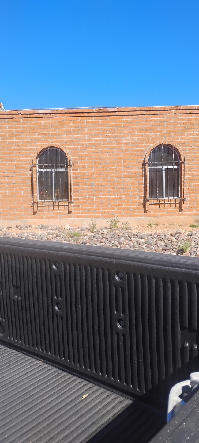 Building Photo - 3535 E Guthrie Mountain Pl